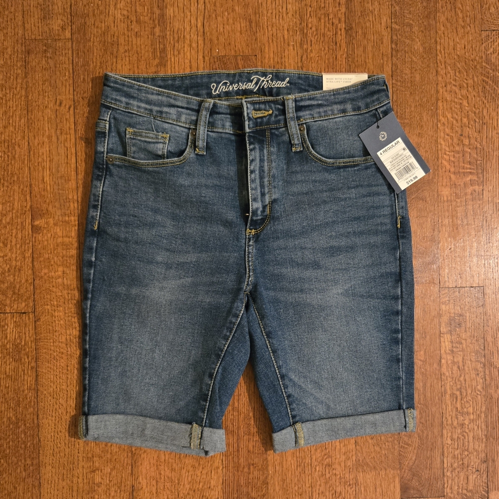 Universal Thread High Rise Bermuda Denim Shorts Womens Size 4 Regular/S/27 Jeans